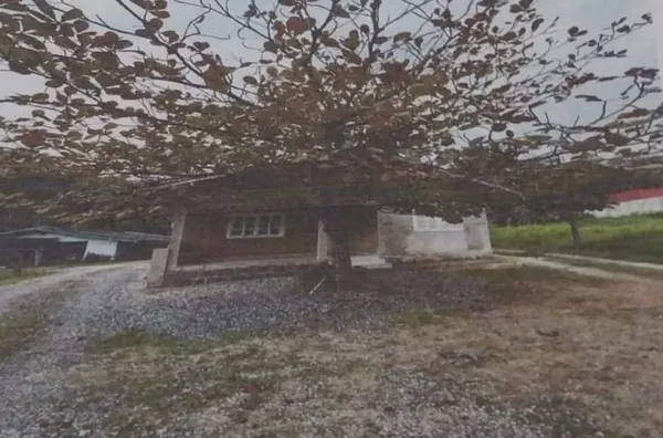 TERRENO COM DUAS CASA PARA PERMUTA OU VENDA EM BRUSQUE SC