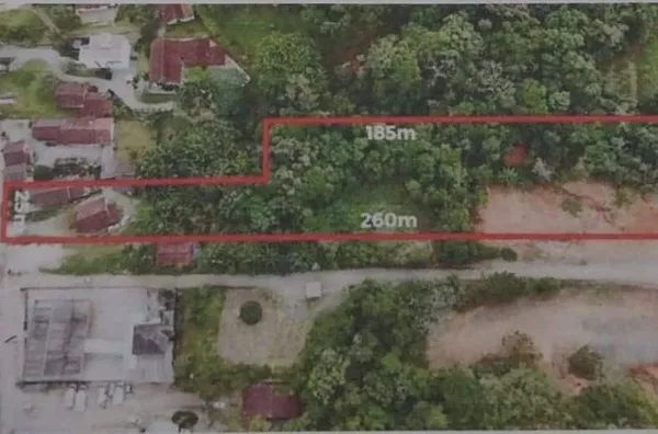 TERRENO COM DUAS CASA PARA PERMUTA OU VENDA EM BRUSQUE SC