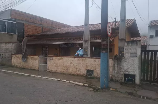 VENDA DE UMA CASA EM PORTO BELO BAIRRO VILA NOVA