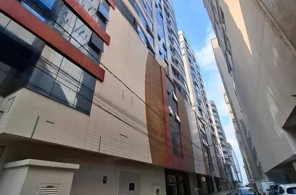 LOCAÇÃO DE TEMPORADA MEIA PRAIA SC