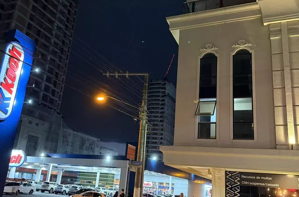 OPORTUNIDADE APARTAMENTO MEIA PRAIA LOIUS XV