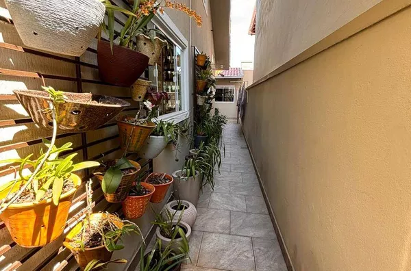 VENDA DE UMA CASA E PEREQUE PORTO BELO SC