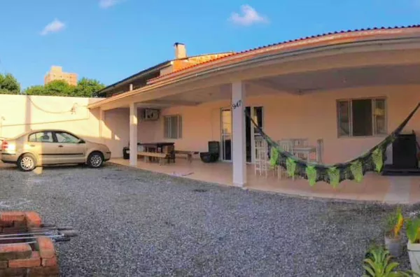 CASA DE ALUGUEL DE VERÃO