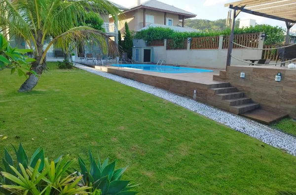 CASA PARA ALUGUEL NA TEMPORADA NA PRAIA DO ESTALEIRO-BALNÉARIO CAMBORIÚ