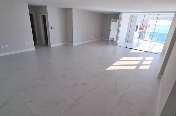 VENDA DE APARTAMENTO NO RESIDENCIAL GARDEN SQUARE NA MEIA PRAIA