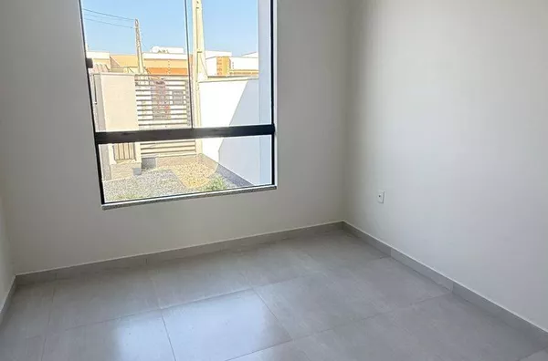 CASA À VENDA EM TIJUCAS