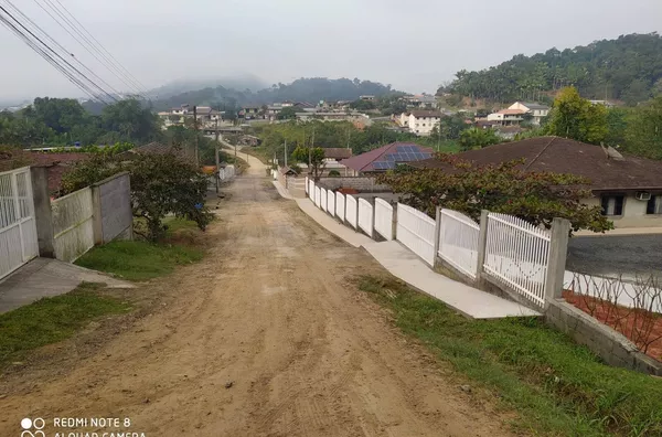 VENDA DE UMA CASA EM BLUMENAL