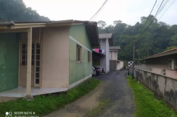 VENDA DE UMA CASA EM BLUMENAL