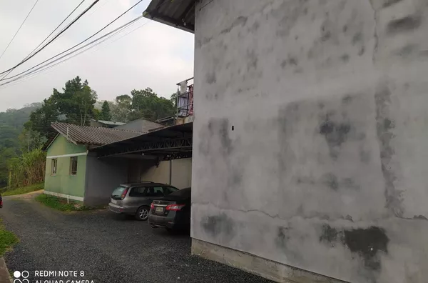 VENDA DE UMA CASA EM BLUMENAL