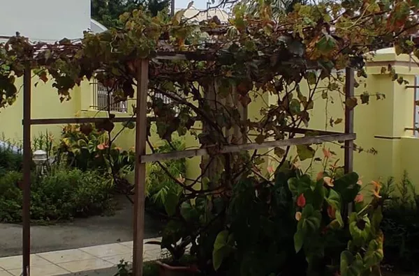 VENDA DE UMA  CASA NO PEREQUE PORTO BELO SC