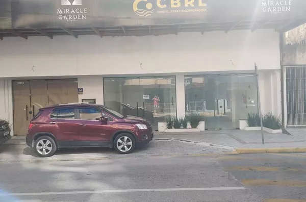 VENDA DE UMA SALA COMERCIAL NO MORRETES ITAPEMA SC RESIDENCIAL M