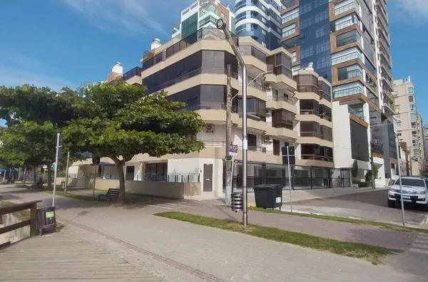 LOCAÇÃO DE TEMPORADA  RESIDENCIAL SAN MARINO III FRENTE MAR