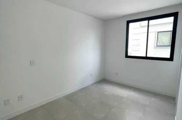 VENDE-SE APARTAMENTO NO RESIDENCIAL SAN MARTIN