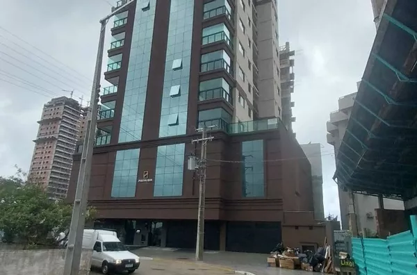 VENDA DE UM APARTAMENTO NO RESIDENCIAL  PREMIUM