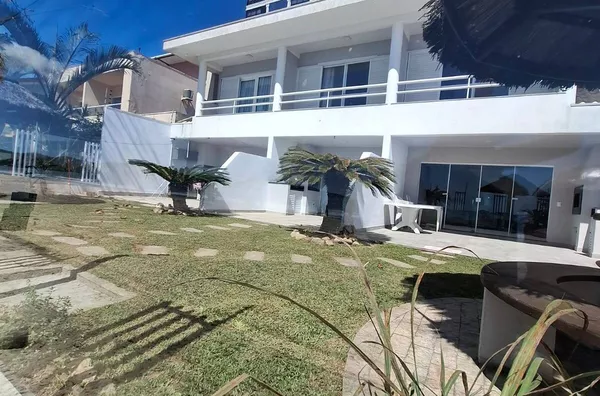 Casa para Locação Temporada Frente Mar, Balneário Perequê, Porto Belo