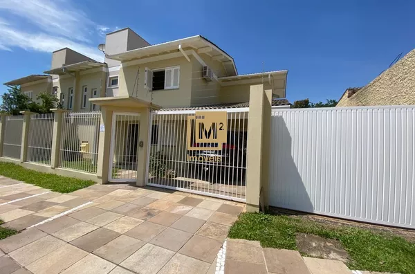 Sobrado Geminado no Bairro Centenário