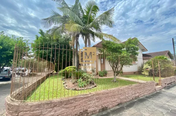 Casa de esquina no Bairro São Luiz