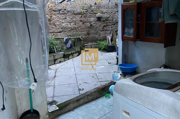 Casa no Centro de Sapiranga com 2 Dormitórios e Garagem