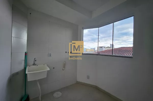 Apartamento à venda no Centro de Sapiranga com acabamento em porcelanato