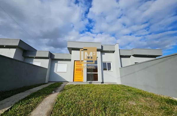 Casa Geminada à Venda em Araricá com Piso Porcelanato