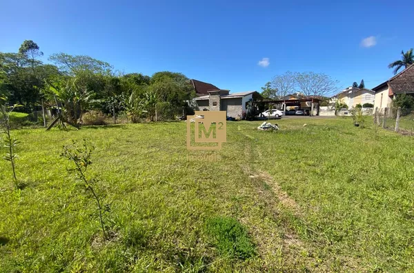 Terreno no Bairro Amaral Ribeiro