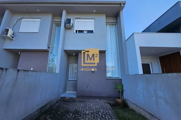 Sobrado com Pátio nos Fundos à Venda em Sapiranga