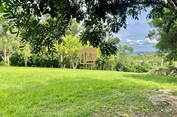 Área de terras, no Bairro Azaléia em Araricá