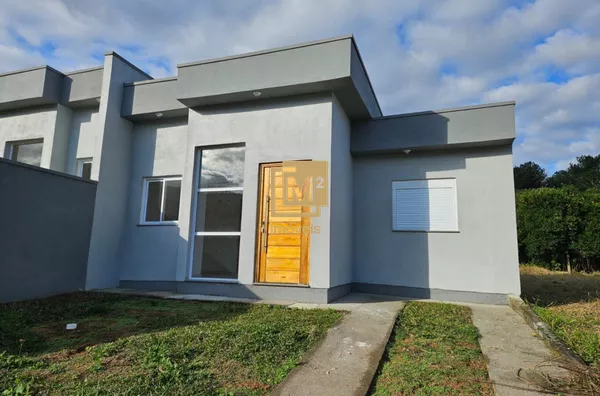 Casa Geminada à Venda em Araricá com Piso Porcelanato
