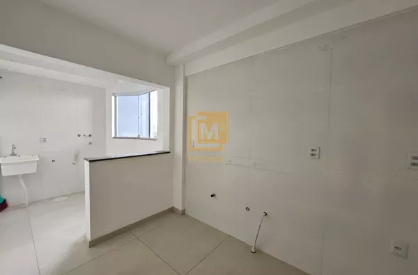 Apartamento à venda no Centro de Sapiranga com acabamento em porcelanato