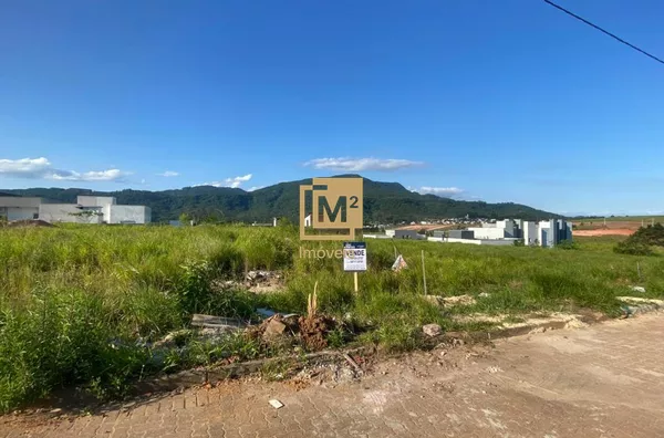 Terreno com ótima localização em região nobre
