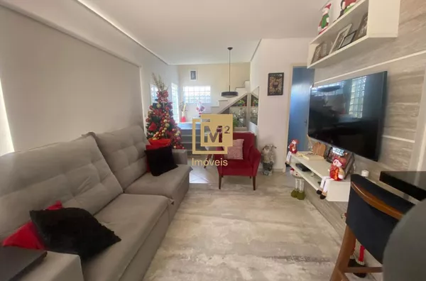 Lindo sobrado em condomínio fechado