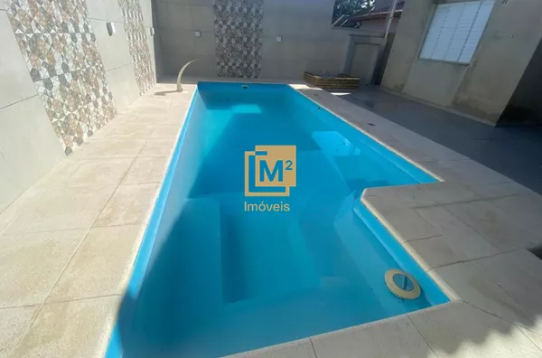 Casa com piscina no bairro São Luiz em Sapiranga.