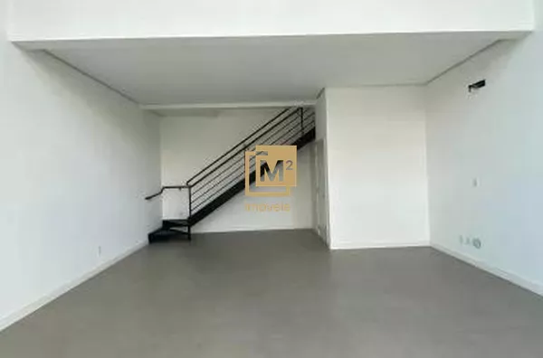 Excelente sala comercial com mesanino