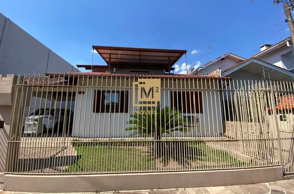 Casa ampla e bem localizada no Centro de Sapiranga