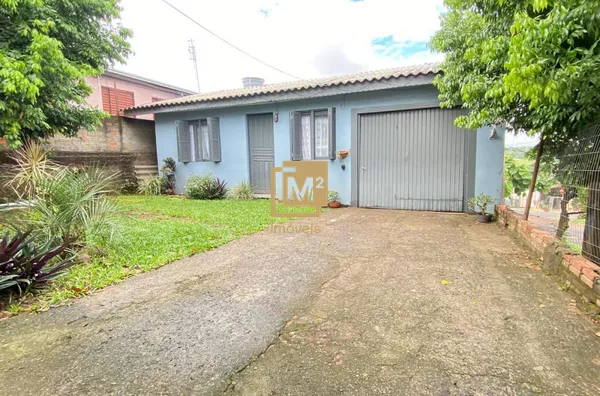 Casa de esquina a venda no bairro São Luiz