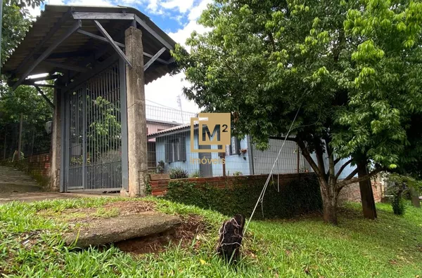 Casa de esquina a venda no bairro São Luiz