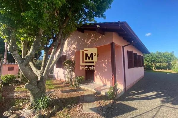 Casa à venda no bairro Centenário