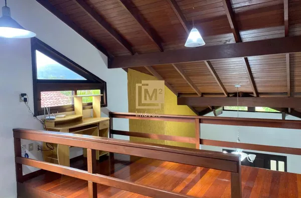 Excelente casa no bairro Centenário