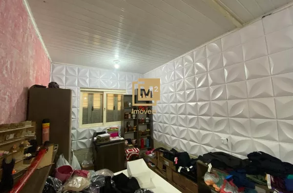 Casa à venda no bairro Floresta