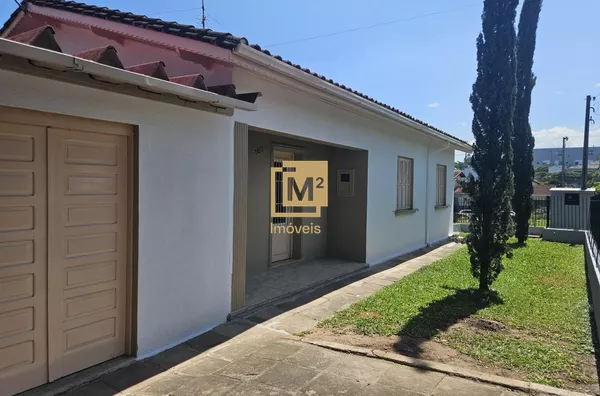 Casa à venda em Sapiranga - Centro - Exclusivo - Churrasqueira e Jardim