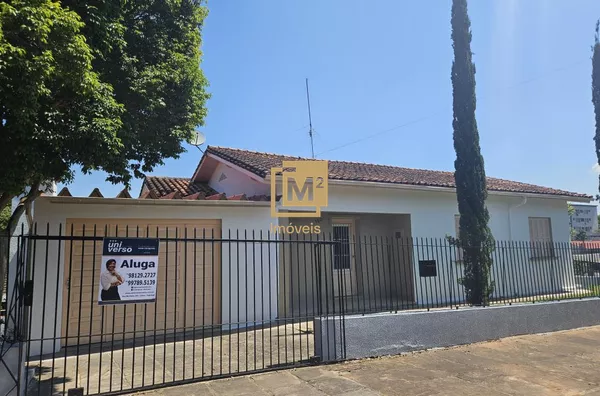 Casa à venda em Sapiranga - Centro - Exclusivo - Churrasqueira e Jardim