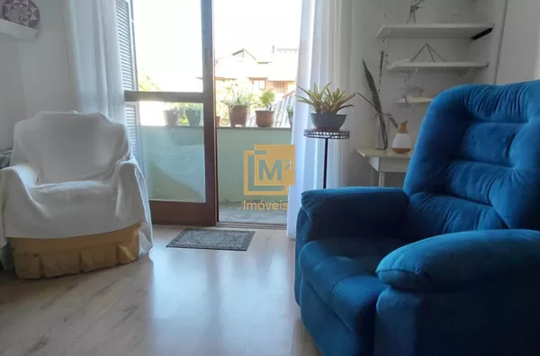 Venda de Apartamento com Lareira e Sacada em Canela Centro