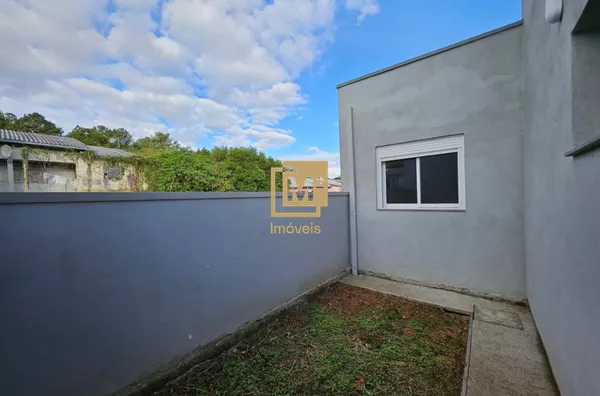 Casa Geminada à Venda em Araricá com Piso Porcelanato