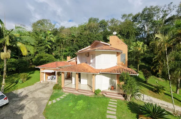 CASA - ARQUIMEDES NASPOLINI - CRICIÚMA