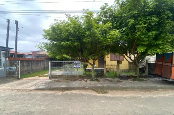 CASA PARA VENDA - PEDREIRAS - BALNEÁRIO RINCÃO