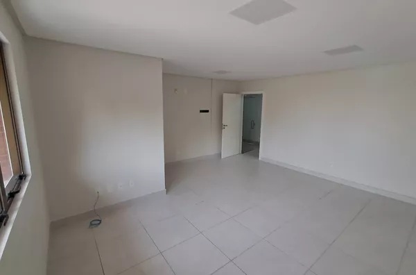 SALA COMERCIAL - ED. PRIME TOWER - CENTRO - CRICIUMA