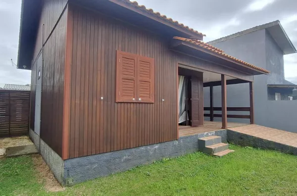 CASA PARA LOCAÇÃO TEMPORADA - ZONA SUL - BALNEÁRIO RINCÃO