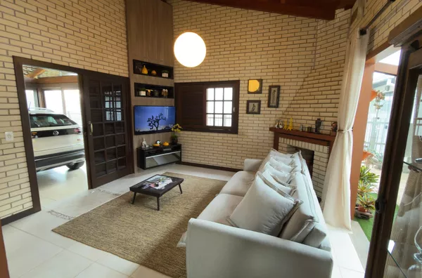 CASA - ZONA SUL - BALNEÁRIO RINCÃO