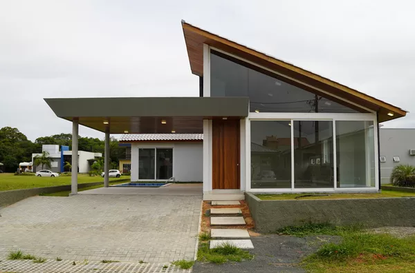 CASA ALTO PADRÃO, COND. VILLA SUÍÇA - LAGOA DOS ESTEVES, BALNEÁRIO RINCÃO