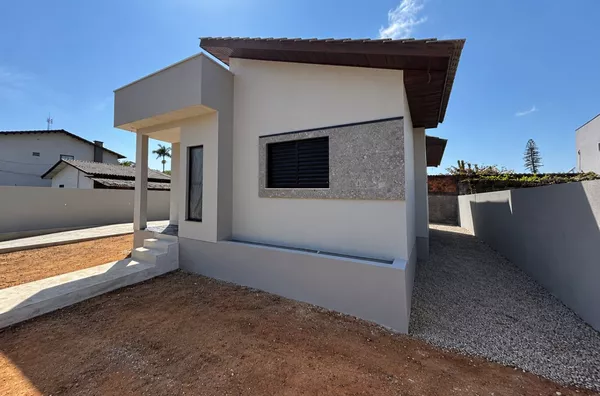 CASA - CENTRO - IÇARA